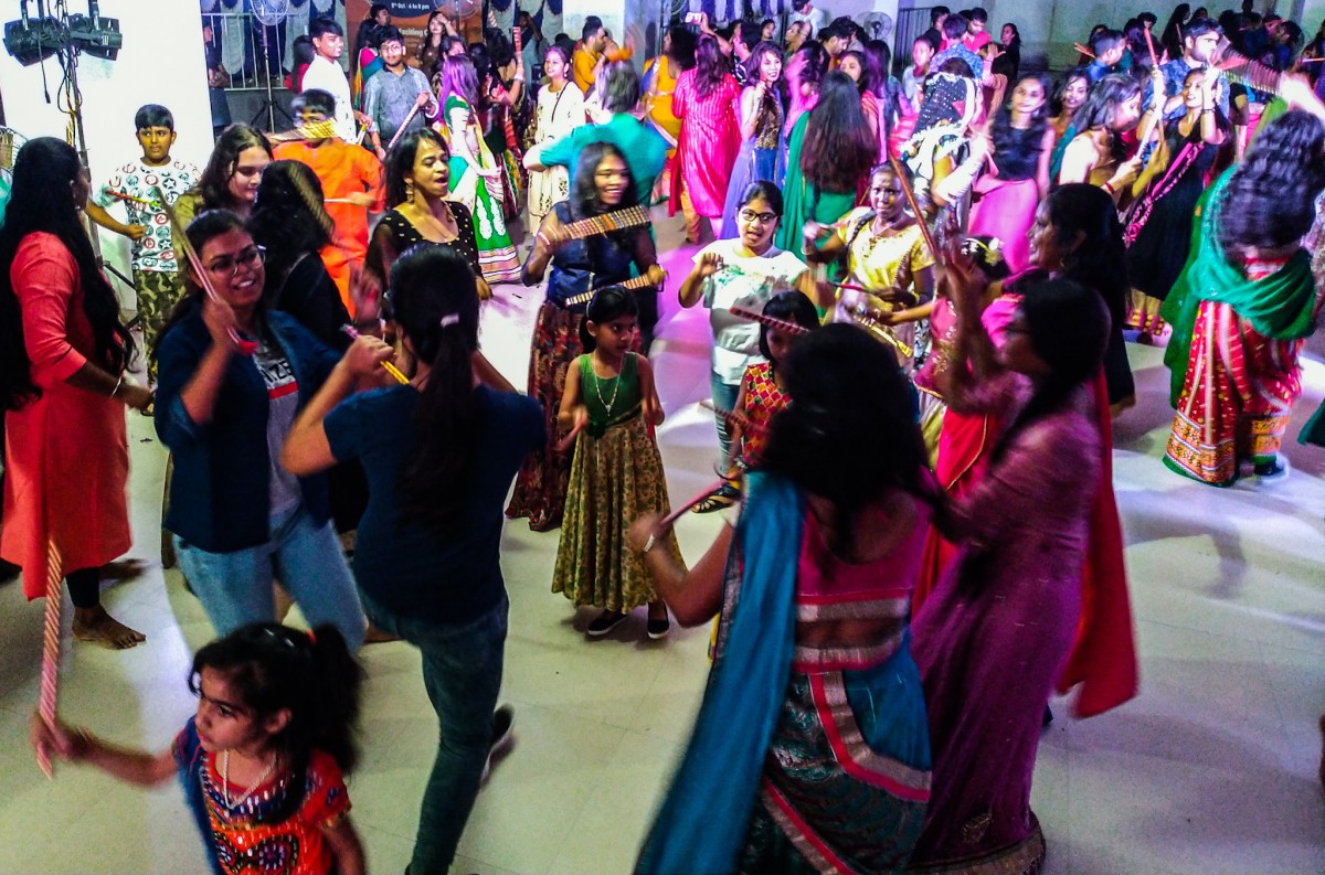 gopalan mall dhadya dance