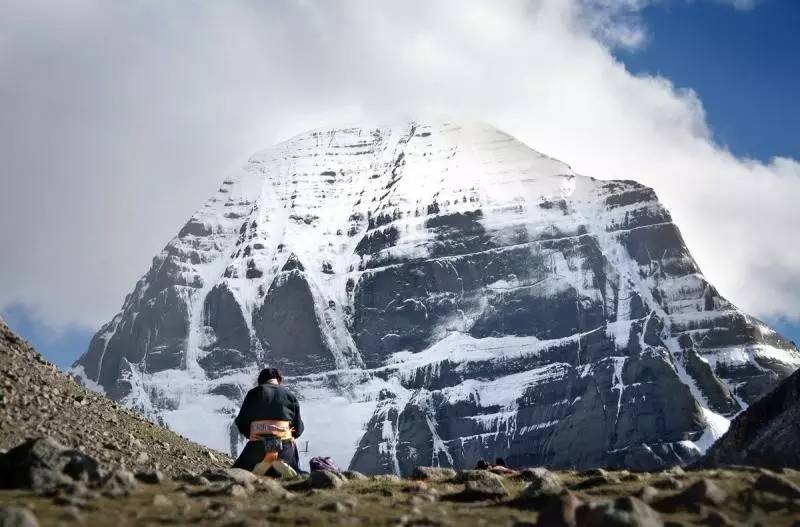 Mt.Everest & Mt.Kailash Kora