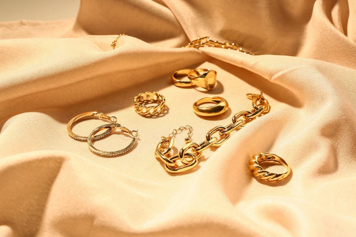 Lalithaa Jewellery
