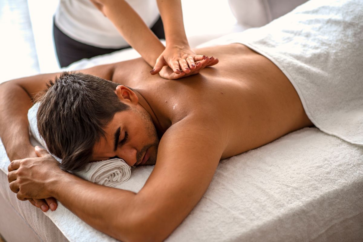 Oxford Essential Massage